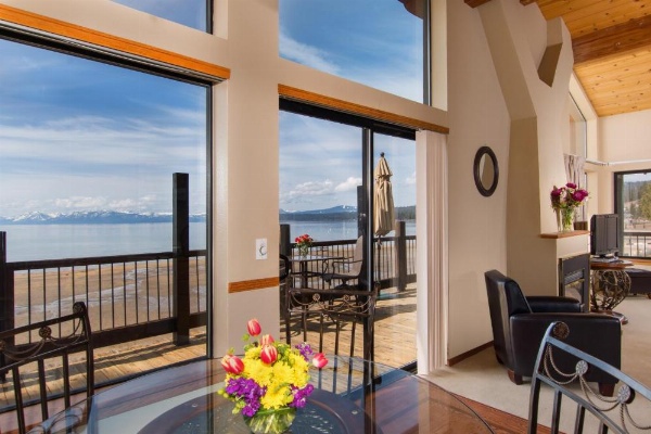 Mourelatos Lakeshore Resort image 10