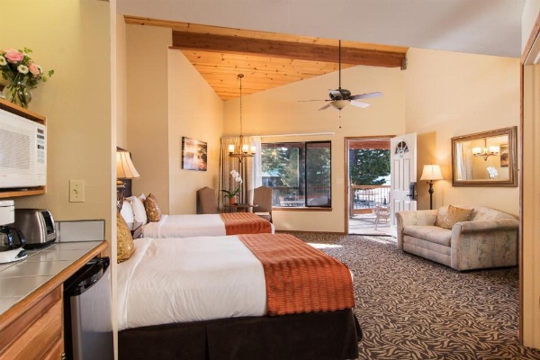 Mourelatos Lakeshore Resort image 25